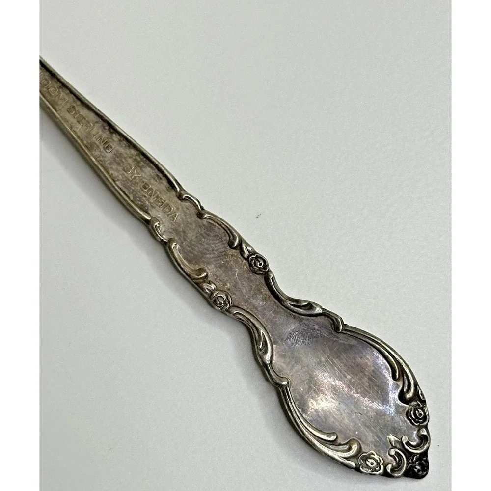 Oneida Heirloom GRANDEUR Sterling Silver SHELL SUGAR SPOON 6